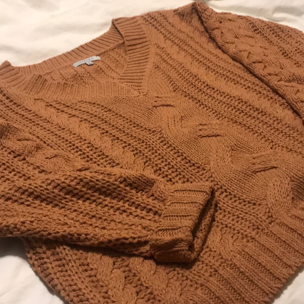 Oversized camel boutique purchased sweater 🧵